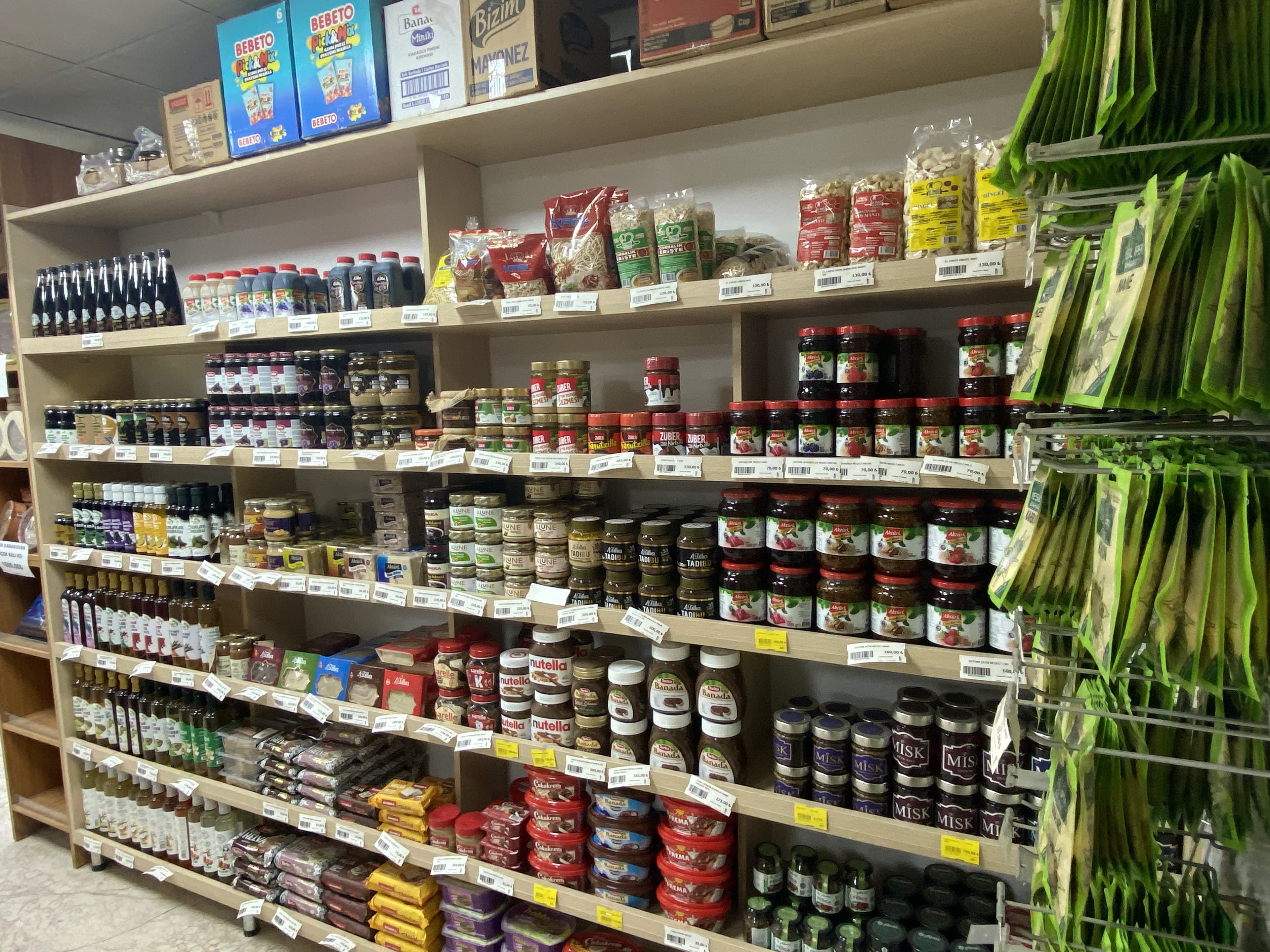 Emek Market Vitrin 3