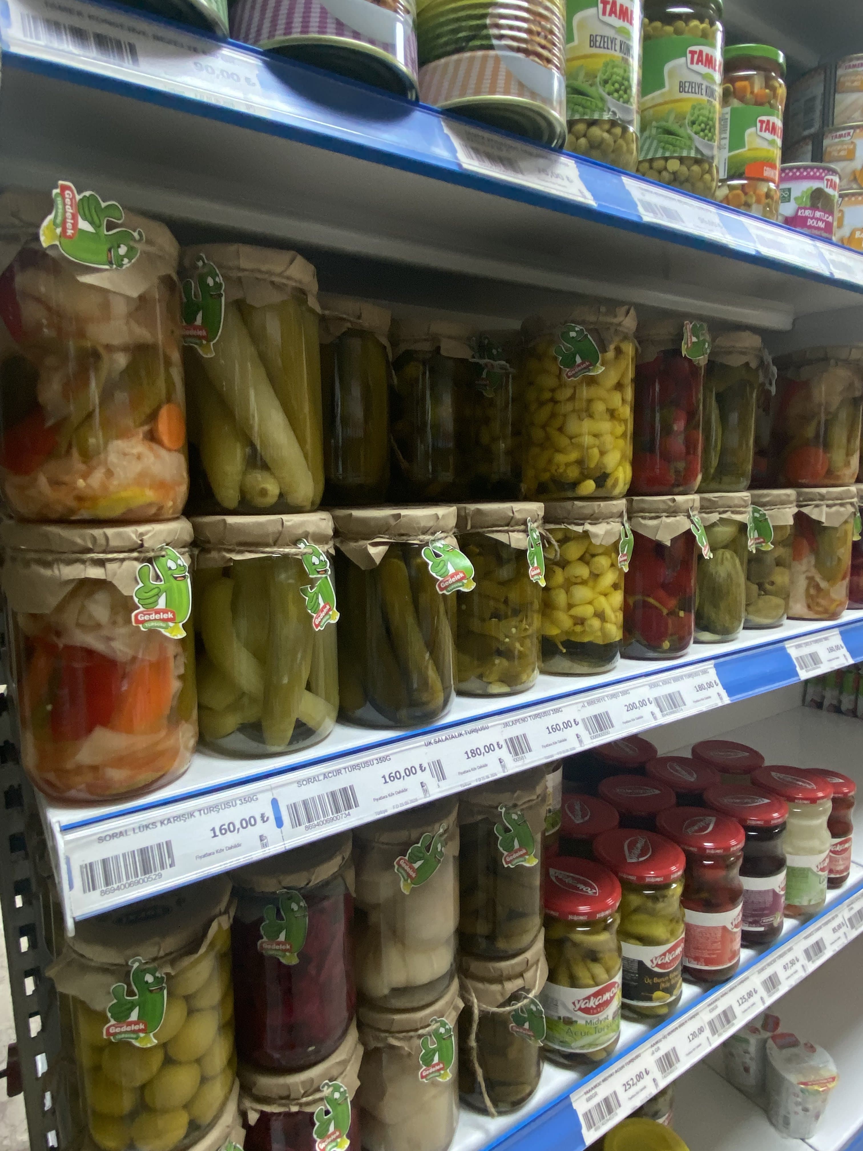 Emek Market Vitrin 31